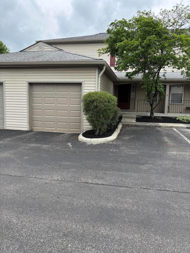 2037 Burbridge Ln Unit 31B, Hilliard, OH 43026 - view of front of property