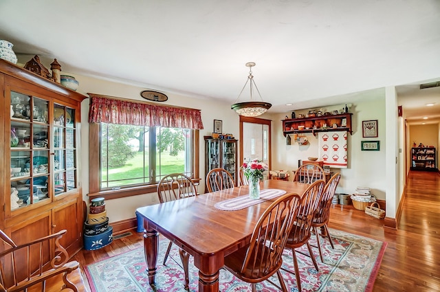 13742 State Rte 41, Jeffersonville, OH 43128 - dining area featuring wood finished floors and baseboards