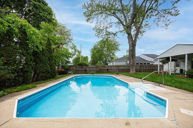5965 Lucky Charm Dr, Galloway, OH 43119 - view of pool with a patio area
