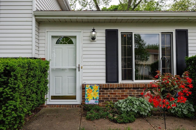 5965 Lucky Charm Dr, Galloway, OH 43119 - entrance to property with brick siding