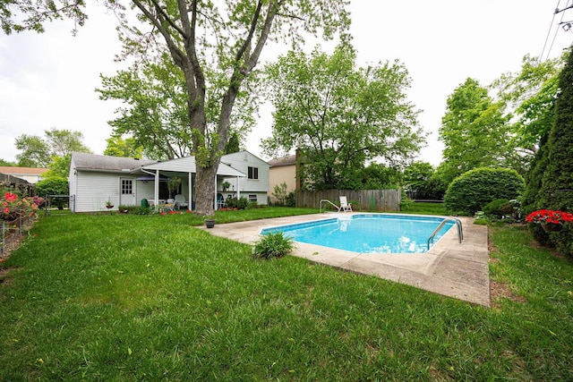 5965 Lucky Charm Dr, Galloway, OH 43119 - view of pool with a patio