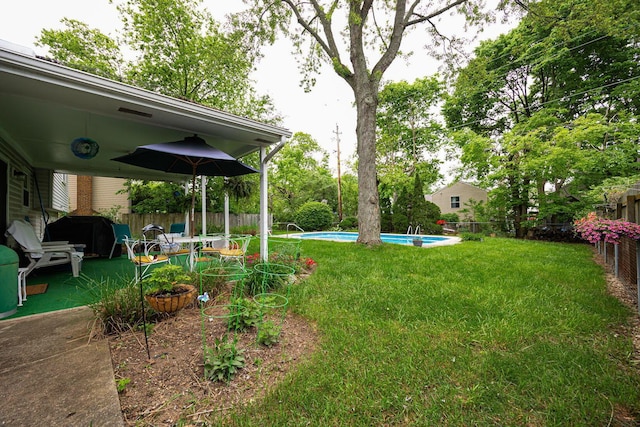 5965 Lucky Charm Dr, Galloway, OH 43119 - view of yard featuring a patio