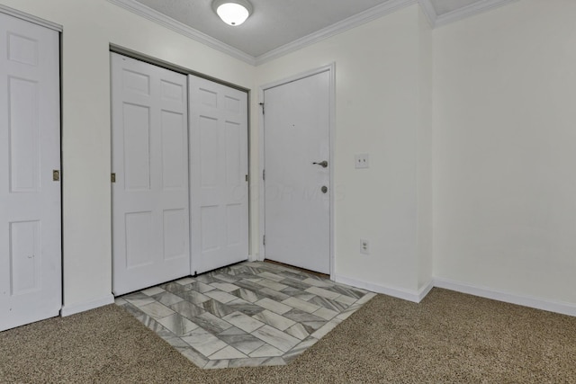 625 Country Club Dr Unit E4, Newark, OH 43055 - foyer entrance with crown molding, light colored carpet, and baseboards
