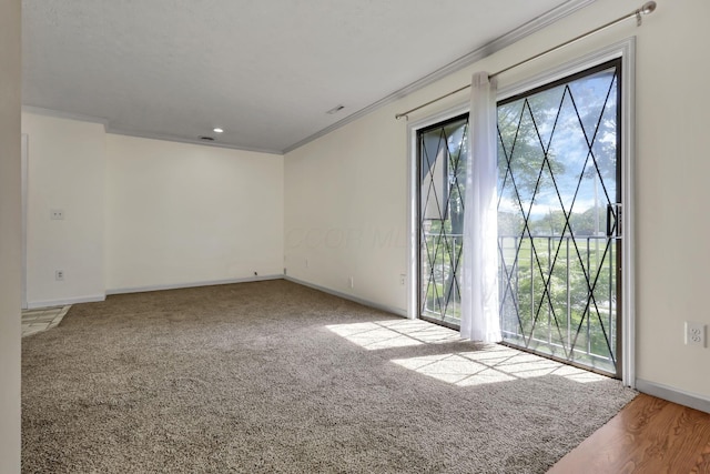 625 Country Club Dr Unit E4, Newark, OH 43055 - carpeted empty room featuring ornamental molding and baseboards
