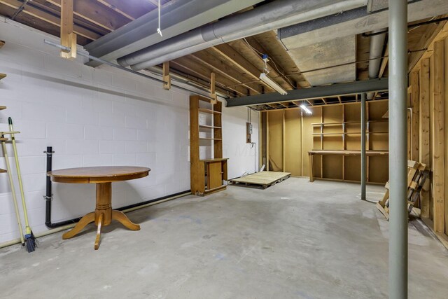 625 Country Club Dr Unit E4, Newark, OH 43055 - unfinished basement with concrete block wall