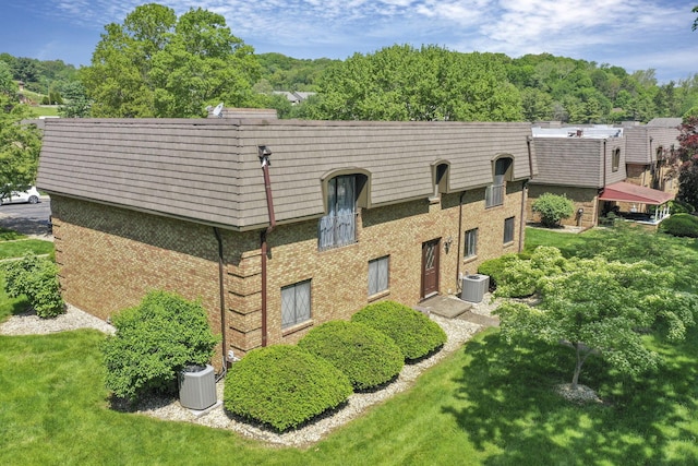 625 Country Club Dr Unit E4, Newark, OH 43055 - view of property with central AC