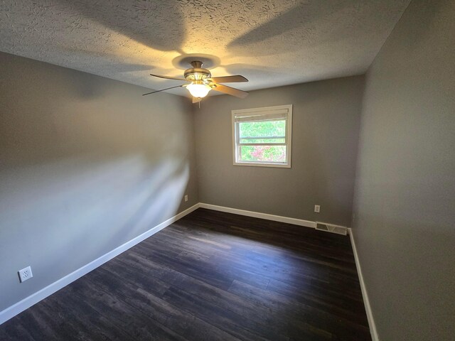 7660 Silver Fox Dr, Columbus, OH 43235 - photo 12