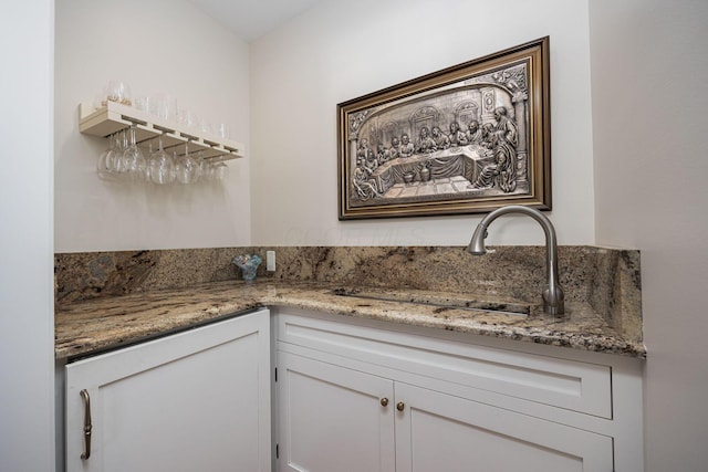 366 W S St, Worthington, OH 43085 - view of indoor dry bar