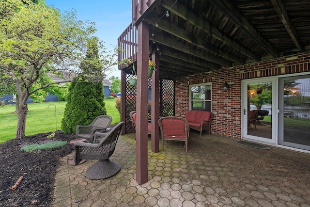 1244 E Choctaw Dr, London, OH 43140 - view of patio / terrace with outdoor lounge area