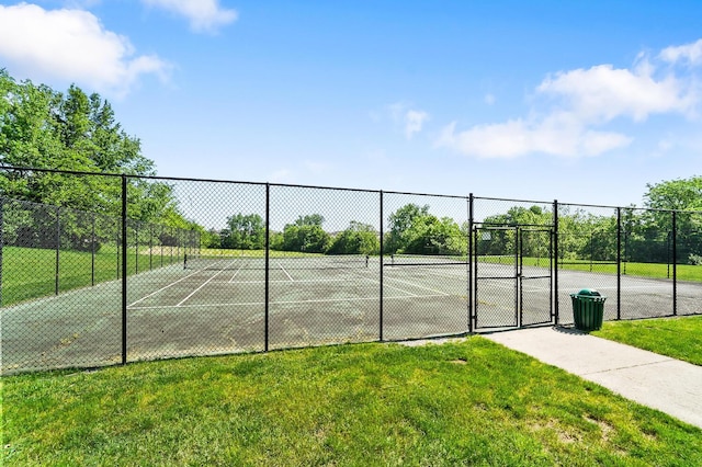 4481 Newport Loop E, Grove City, OH 43123 - view of tennis court featuring a gate