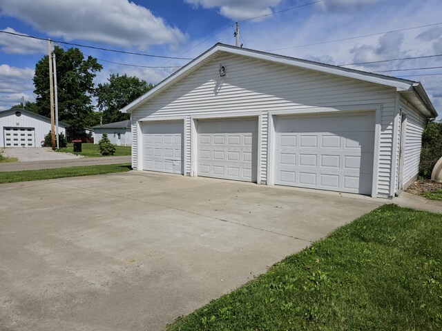 36 Johnson Rd, The Plains, OH 45780 - view of detached garage