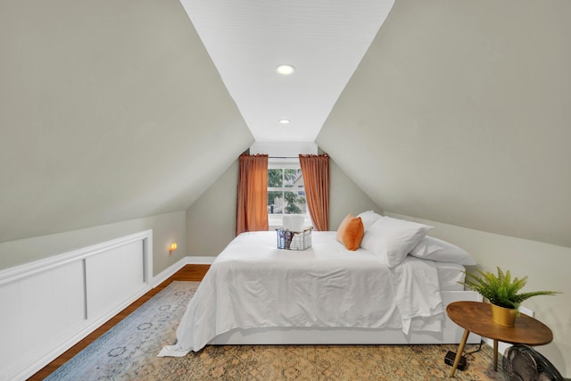 609 Mohawk St, Columbus, OH 43206 - bedroom featuring vaulted ceiling, wood finished floors, recessed lighting, and baseboards