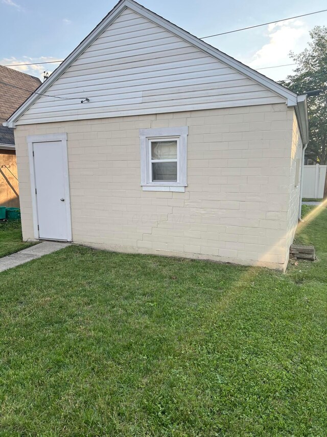 723 N Maple St, Lancaster, OH 43130 - view of home's exterior with a yard