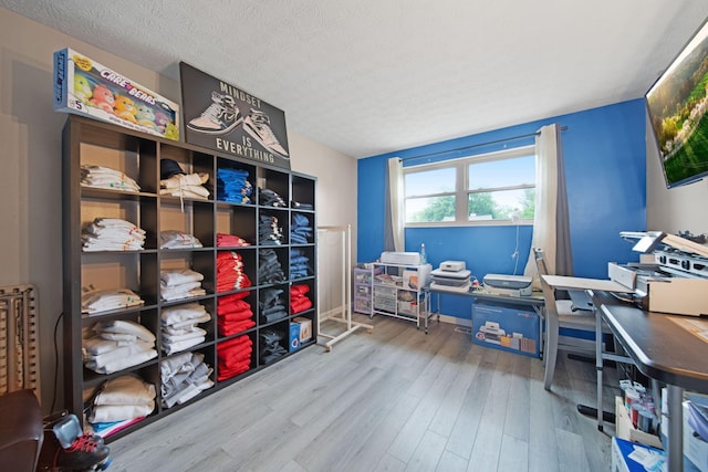 5309 Trillium Ct, Columbus, OH 43230 - office with wood finished floors and a textured ceiling