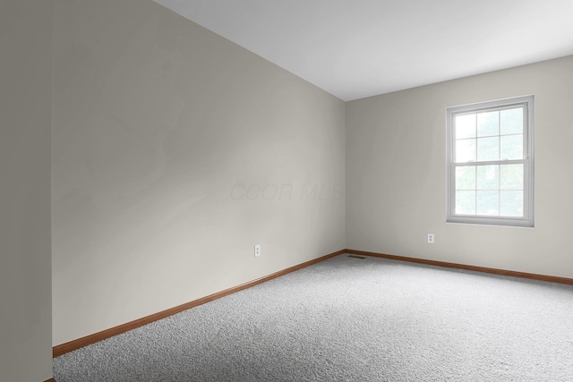 255 Oakview Ct, Pickerington, OH 43147 - carpeted spare room featuring baseboards
