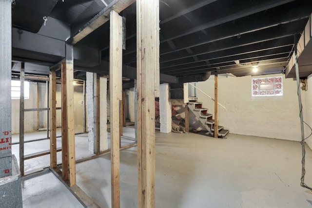 1195 E Whittier St, Columbus, OH 43206 - below grade area featuring stairway