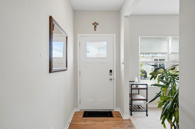 314 Sandburg Dr, Lithopolis, OH 43136 - foyer featuring wood finished floors and baseboards