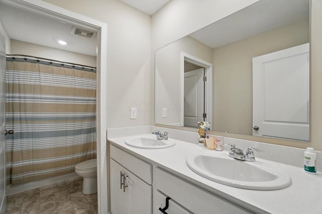 314 Sandburg Dr, Lithopolis, OH 43136 - full bathroom featuring toilet, double vanity, and curtained shower