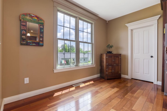 2036 Amber Wood Pl, Lancaster, OH 43130 - bedroom featuring light wood-style floors and baseboards