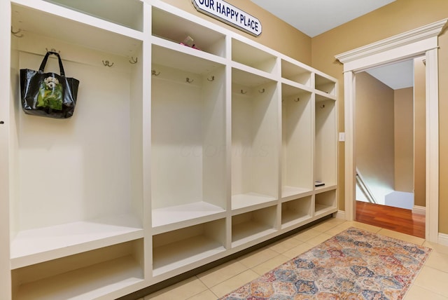 2036 Amber Wood Pl, Lancaster, OH 43130 - mudroom with tile patterned floors
