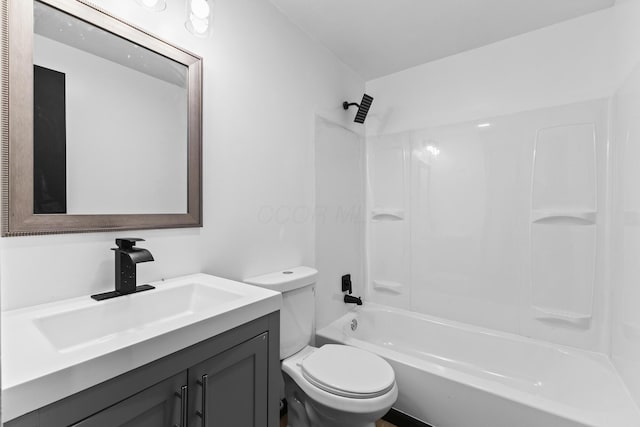 1530 Lexdale Dr, Reynoldsburg, OH 43068 - bathroom featuring toilet, vanity, and shower / washtub combination