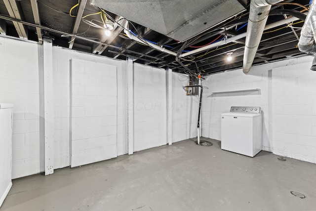 1530 Lexdale Dr, Reynoldsburg, OH 43068 - unfinished below grade area featuring washer / clothes dryer and concrete block wall