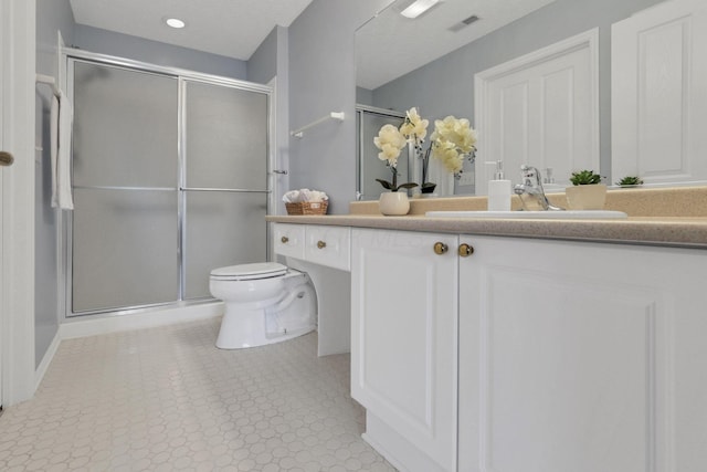 6542 Lakeview Cir, Canal Winchester, OH 43110 - full bath with a stall shower, toilet, and vanity