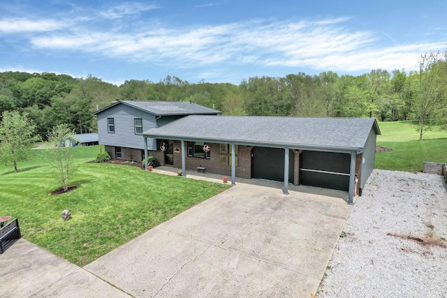 699 Cedar Run Rd NE, Newark, OH 43055 - tri-level home featuring concrete driveway, a front lawn, a porch, brick siding, and a shingled roof