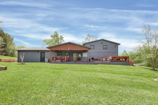 699 Cedar Run Rd NE, Newark, OH 43055 - rear view of house featuring a yard and central air condition unit