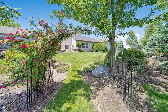 272 Trail E, Etna, OH 43062 - view of grassy yard