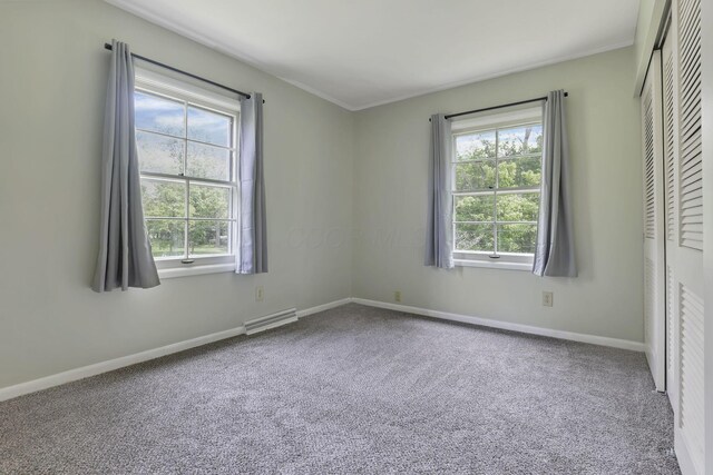 498 Manor, Newark, OH 43055 - unfurnished bedroom featuring carpet, baseboards, and a closet