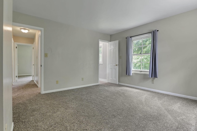 498 Manor, Newark, OH 43055 - unfurnished room with carpet flooring and baseboards