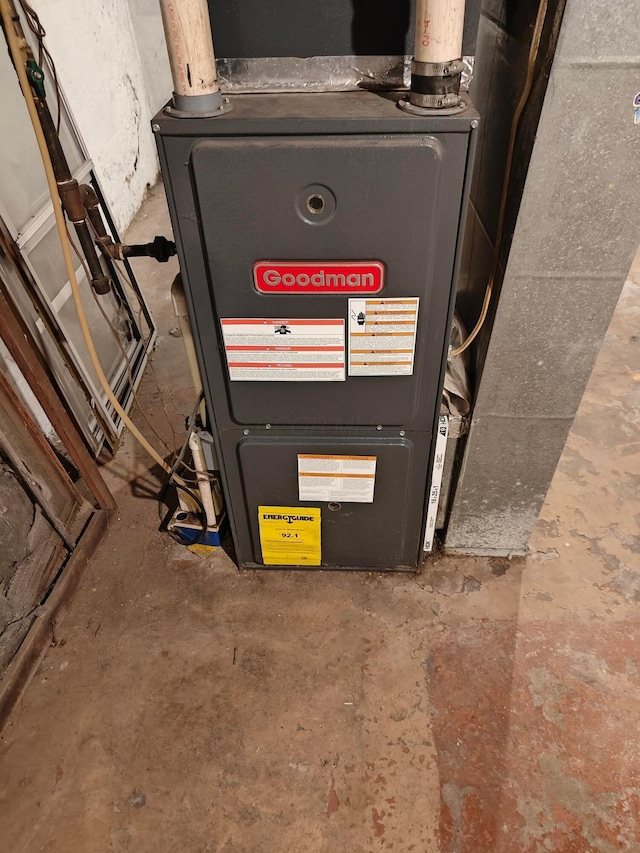 16 N 7th St, Newark, OH 43055 - utilities with heating unit