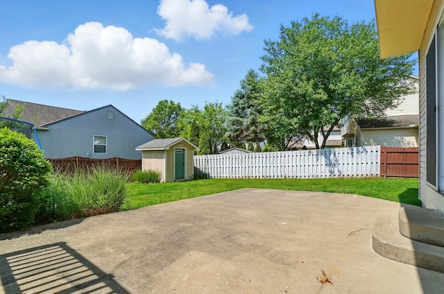 7221 Dewfall Dr, Reynoldsburg, OH 43068 - view of patio
