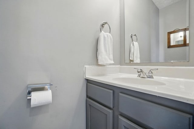 7221 Dewfall Dr, Reynoldsburg, OH 43068 - bathroom with vanity and a textured ceiling