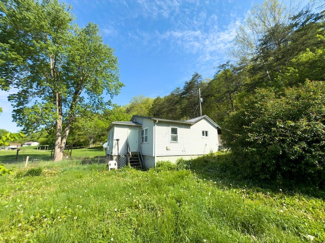 140 Sycamore St, Glouster, OH 45732 - view of yard featuring entry steps
