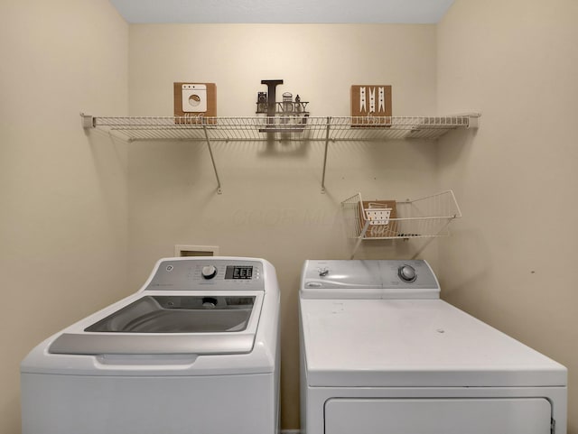 6010 Turnwood Dr Unit 703, Westerville, OH 43081 - laundry room with washing machine and dryer