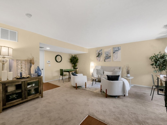 6010 Turnwood Dr Unit 703, Westerville, OH 43081 - carpeted living area with baseboards