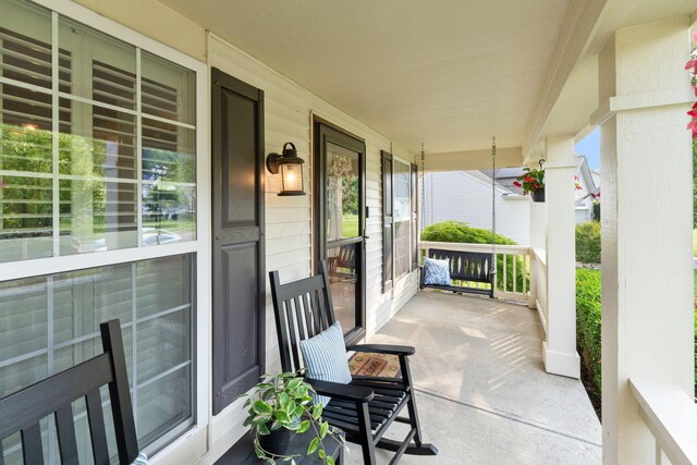 369 Highbanks Valley Ct, Newark, OH 43055 - view of covered porch