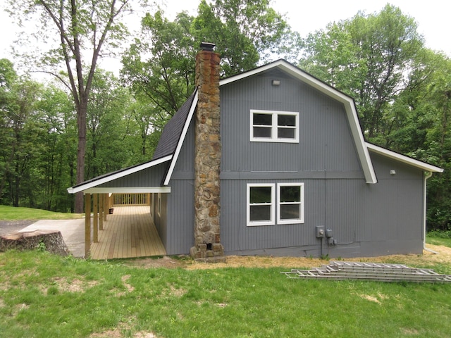 3814 London Hollow Rd NE, Newark, OH 43055 - rear view of property featuring a lawn and a chimney