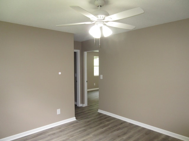 3814 London Hollow Rd NE, Newark, OH 43055 - empty room with wood finished floors, ceiling fan, and baseboards