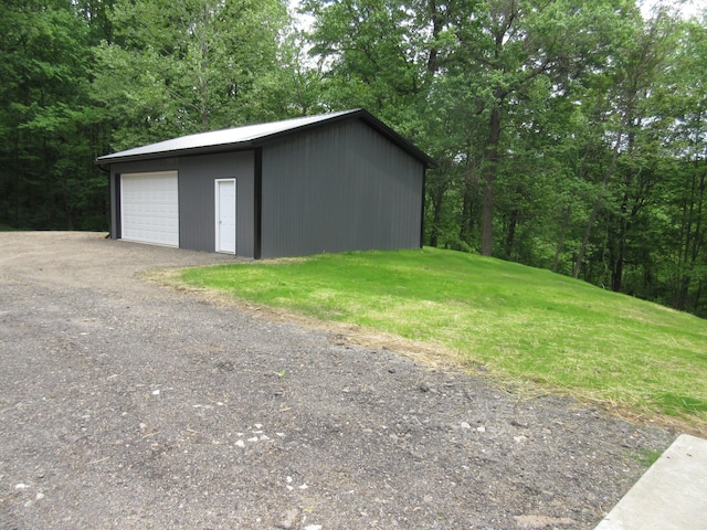 3814 London Hollow Rd NE, Newark, OH 43055 - view of outbuilding with an outdoor structure