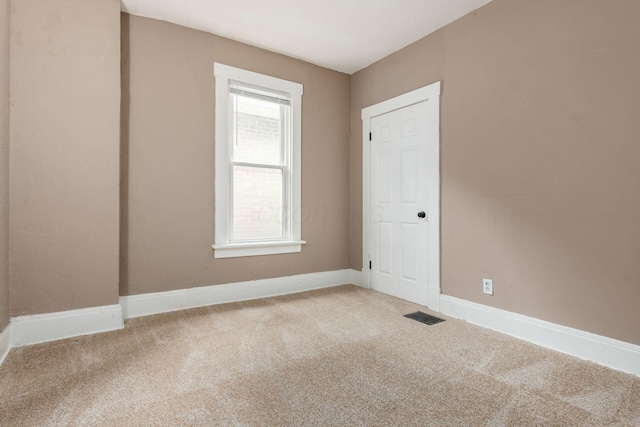 438-440 S Ohio Ave, Columbus, OH 43205 - empty room featuring carpet floors and baseboards