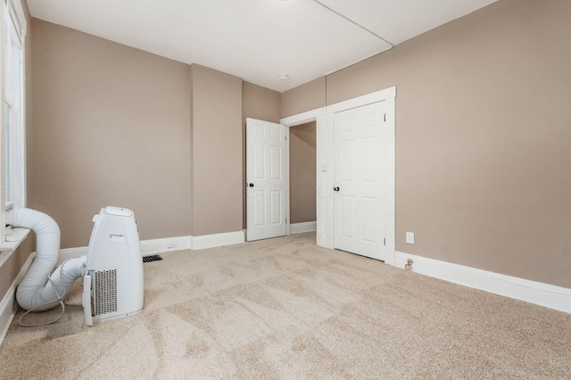 438-440 S Ohio Ave, Columbus, OH 43205 - unfurnished bedroom featuring carpet and baseboards