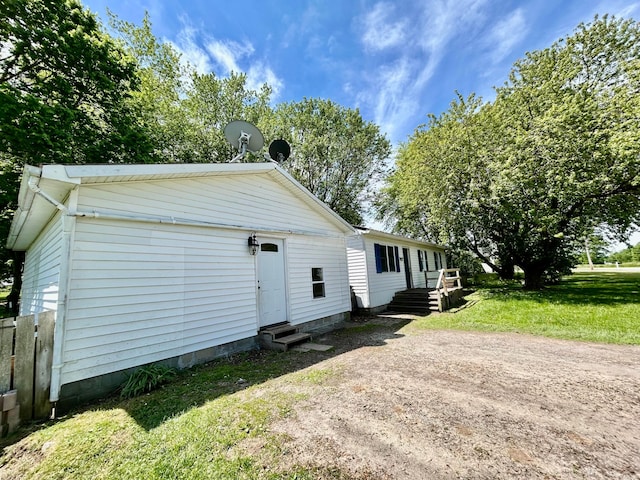 10070 Wolfe Rd, New Vienna, OH 45159 - back of house featuring entry steps