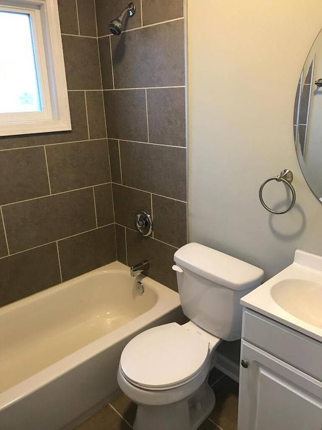 2649 Hiawatha St, Columbus, OH 43211 - full bath with  shower combination, vanity, and toilet