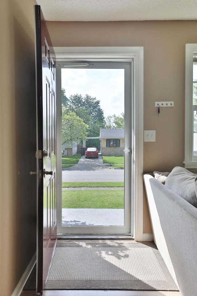 4511 Collingdale Rd, Columbus, OH 43231 - view of entryway