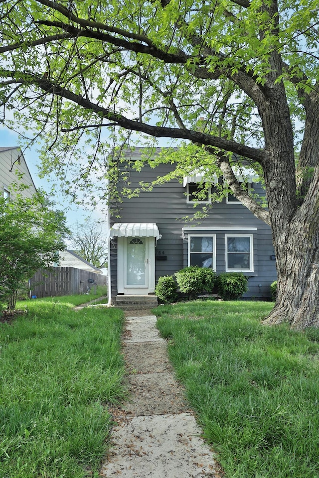 784 E Mithoff St, Columbus, OH 43206 - view of front of house