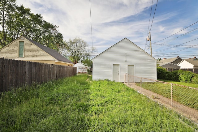 784 E Mithoff St, Columbus, OH 43206 - view of outbuilding