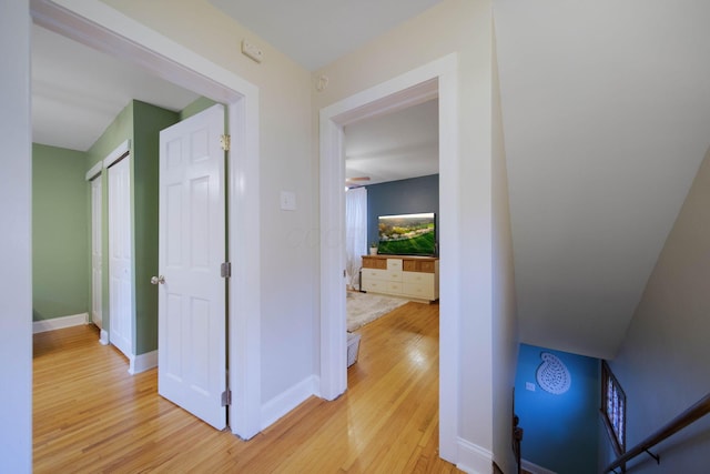 297 E Welch Ave, Columbus, OH 43207 - hall featuring light wood-style flooring and baseboards